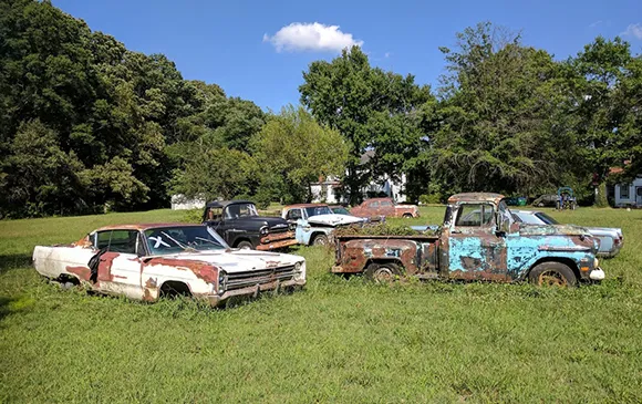 Inventory of old scrap cars in Plano, TX for professional junk car buying service.